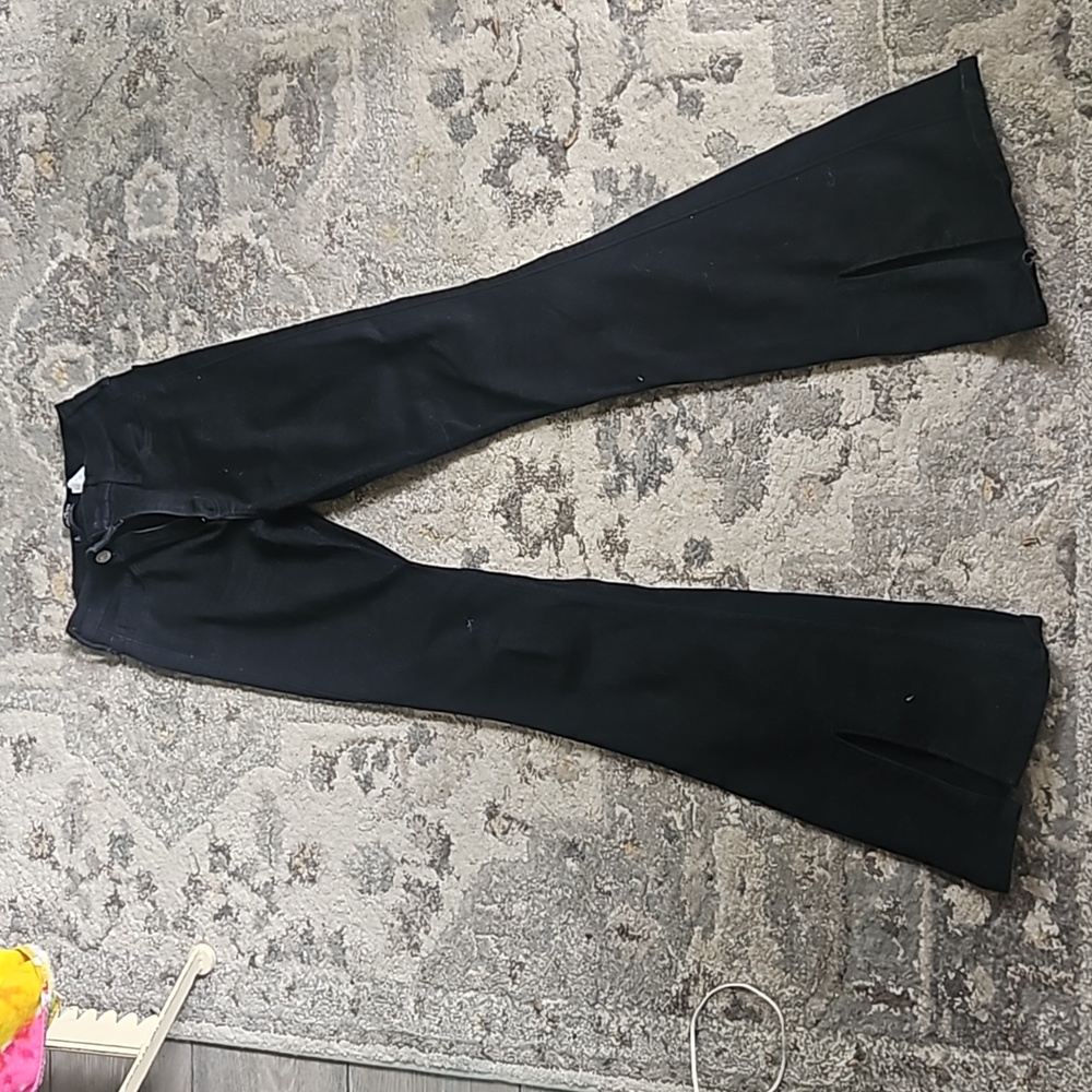 Hollister flare bottom jeans. Size 26 black stretchy